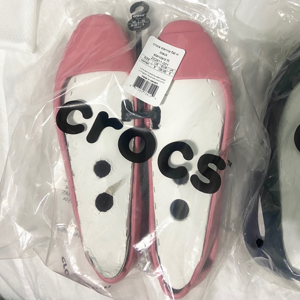 Crocs Sienna flat brand new, size 8